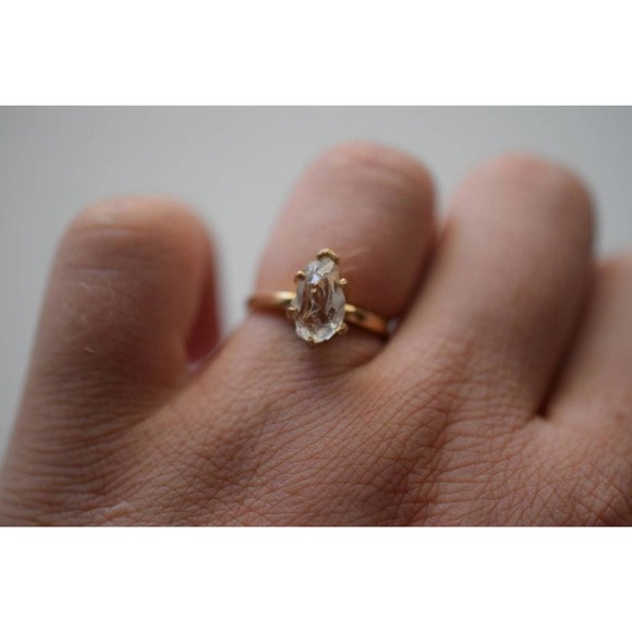 Size 6.5 14k Gold Engagement Ring, Raw stone rings, simple solitaire - Picture 8 of 8